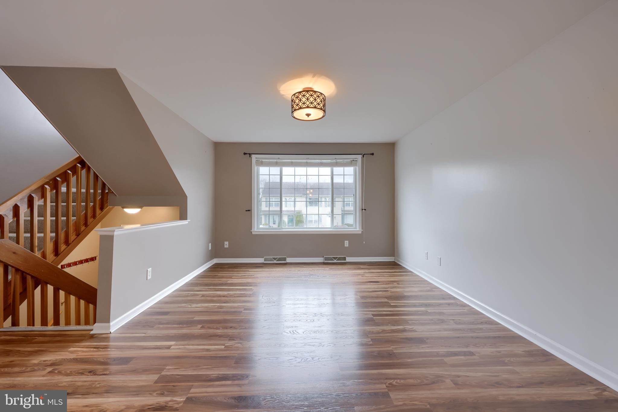 194 Riders Way Lebanon, PA 17042 - Photo 7 of 26 Living Room