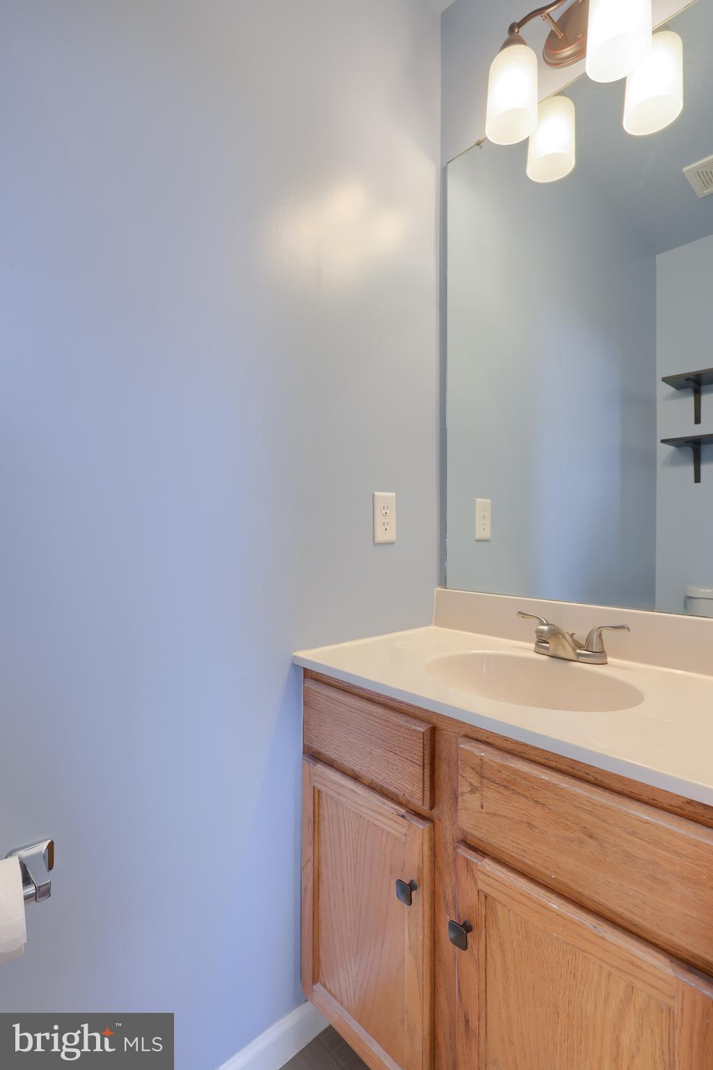 194 Riders Way Lebanon, PA 17042 - Photo 9 of 26 Half Bath