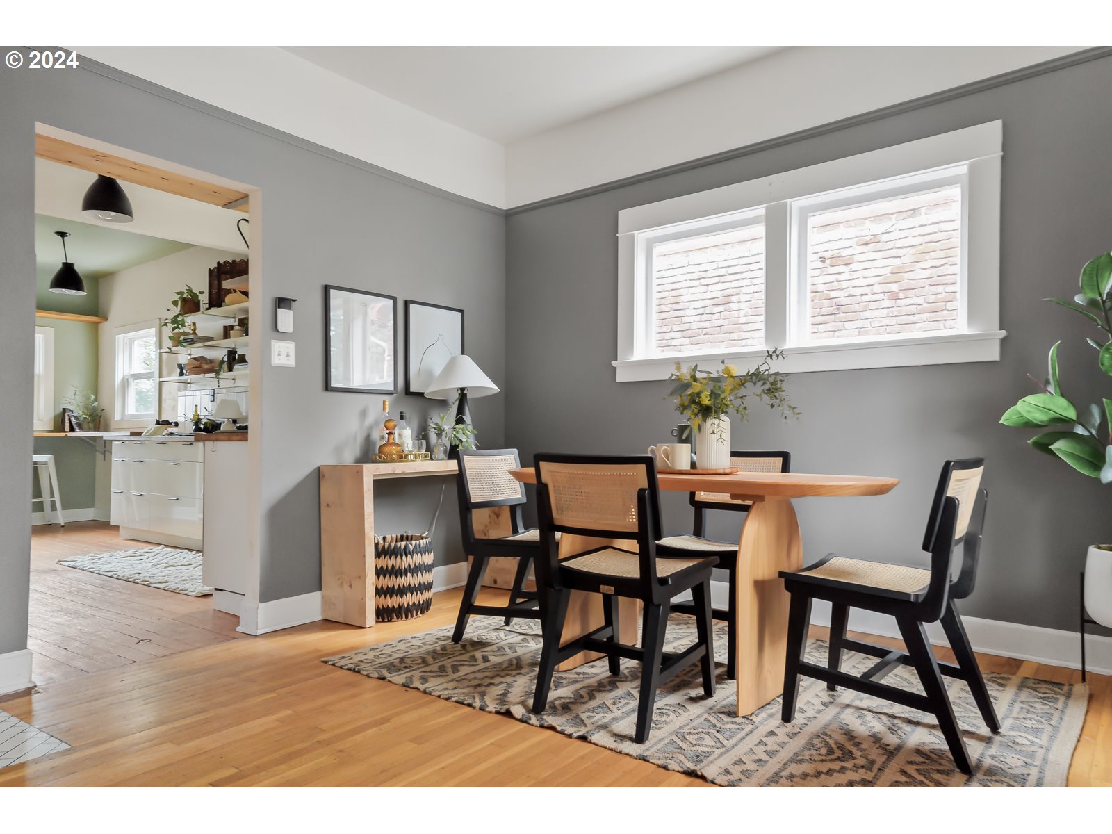 1518 North Webster Street Portland, OR 97217 - Photo 7 of 38 a dining room with furniture and window
