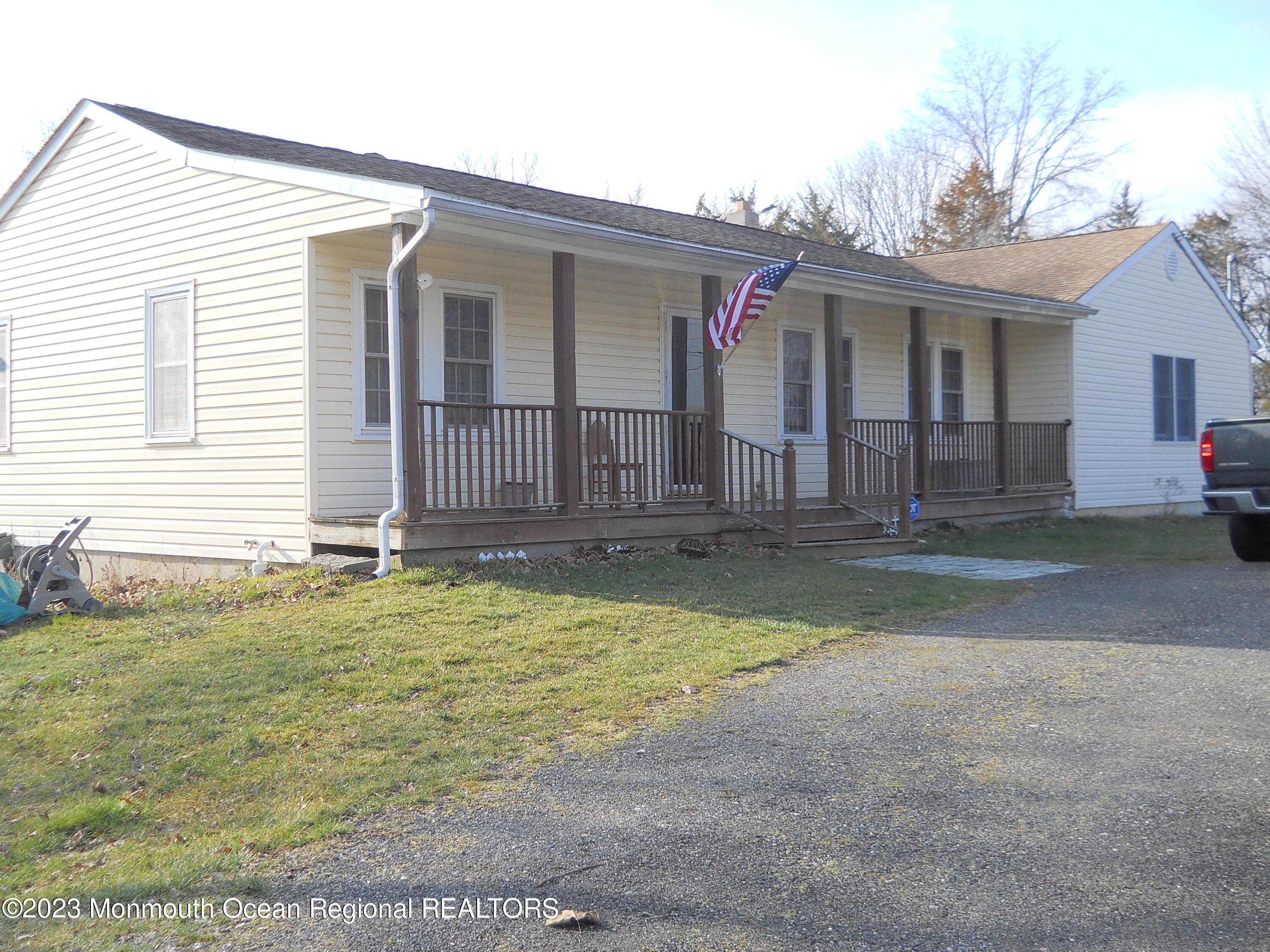 40 Emley's Hill Road Cream Ridge, NJ 08514 - Photo 2 of 12 DSCN1147