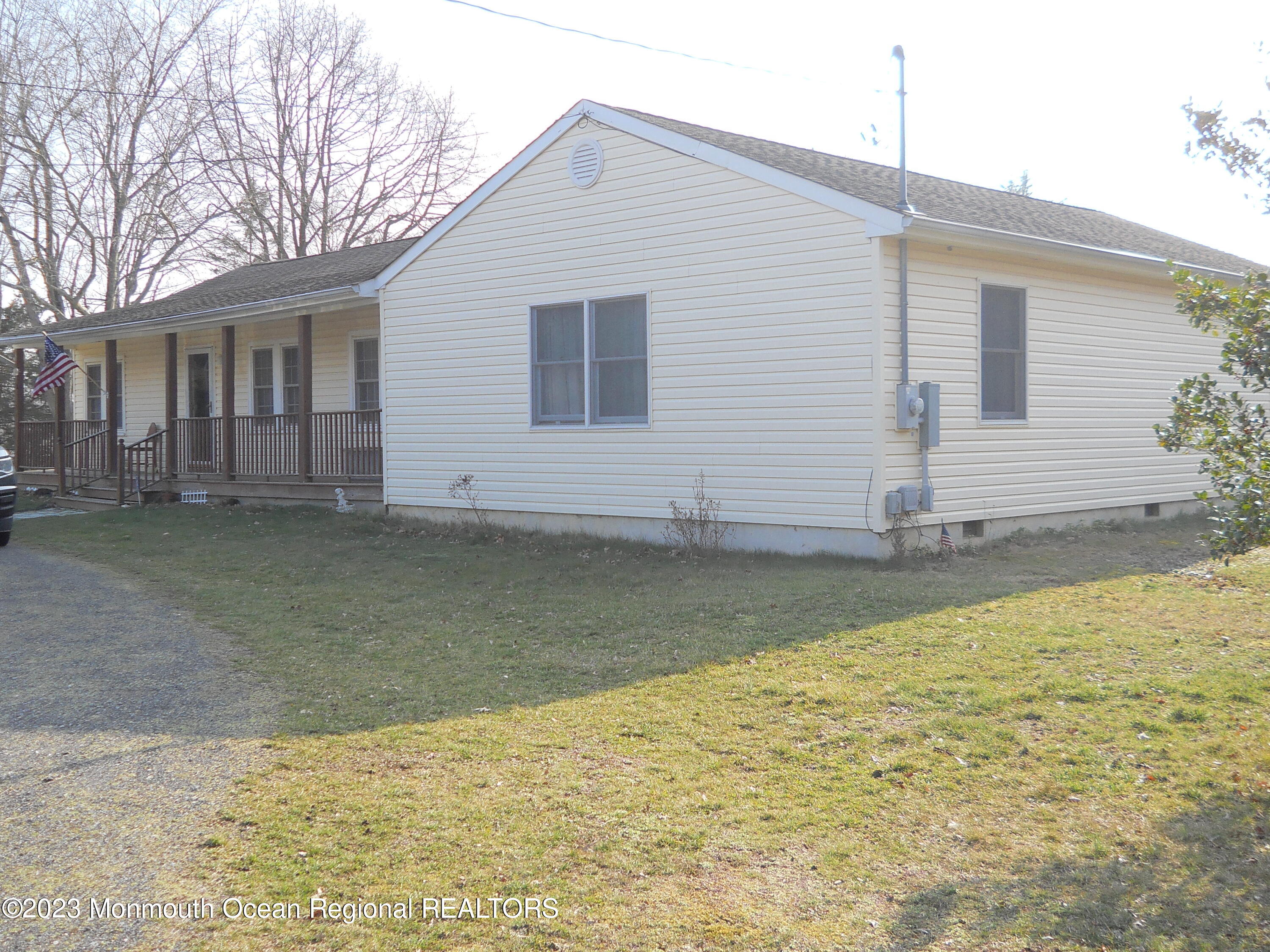 40 Emley's Hill Road Cream Ridge, NJ 08514 - Photo 4 of 12 DSCN1149