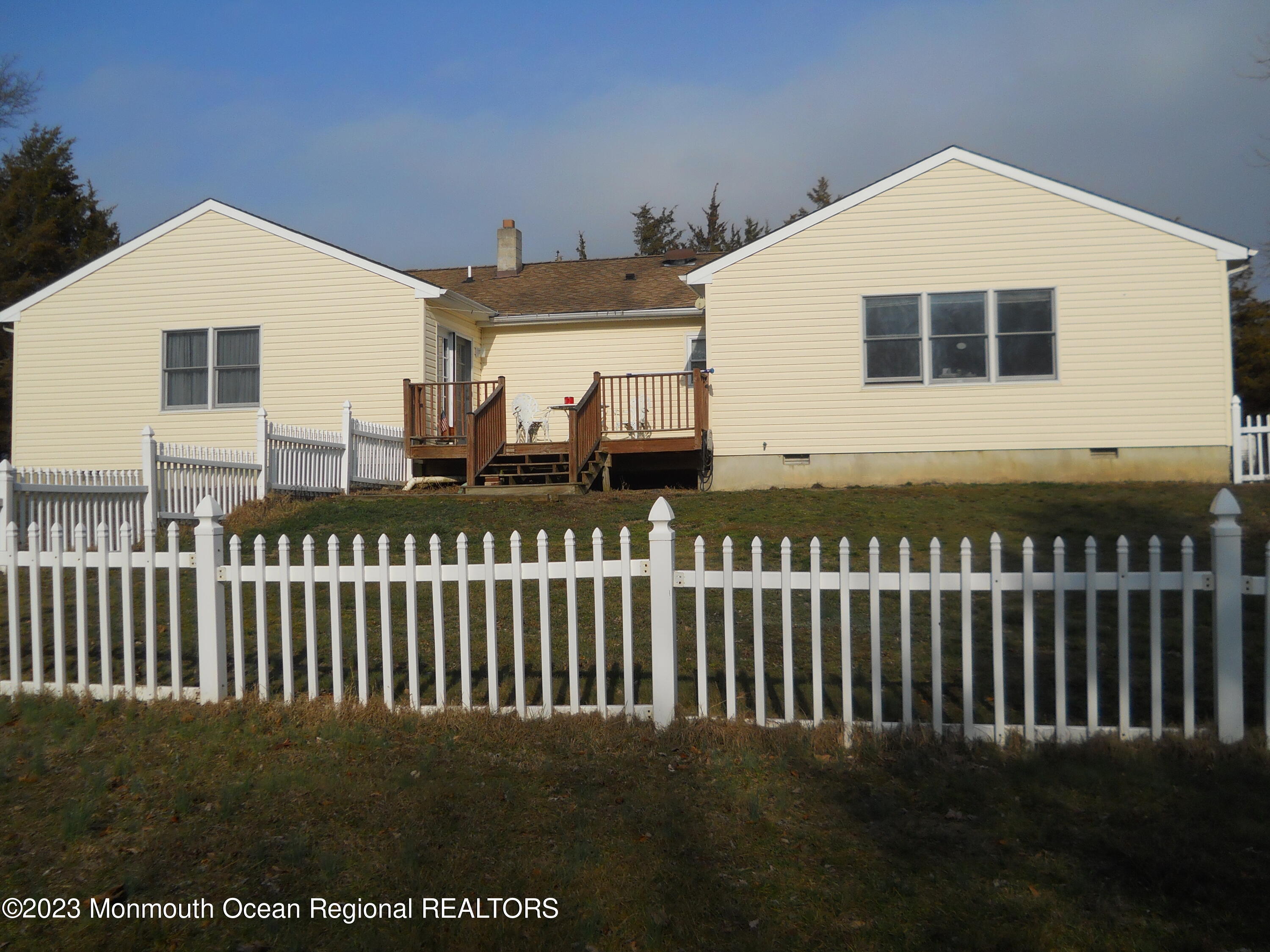 40 Emley's Hill Road Cream Ridge, NJ 08514 - Photo 10 of 12 DSCN1155