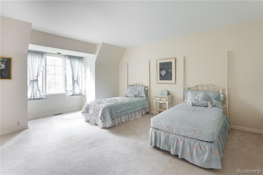 32487 Scottsdale Road Farmington, MI 48334 - Photo 20 of 32 18 IMG_4392 (3).jpg