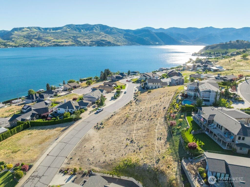 116 Apple Avenue Chelan, WA 98816 - Photo 7 of 30