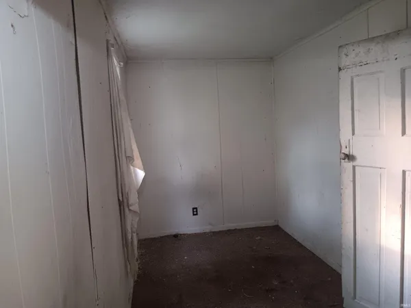 $59,000 | 407 North Ledgerwood Street, Carlisle, IN 47838