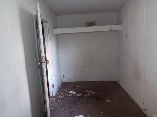 $59,000 | 407 North Ledgerwood Street, Carlisle, IN 47838