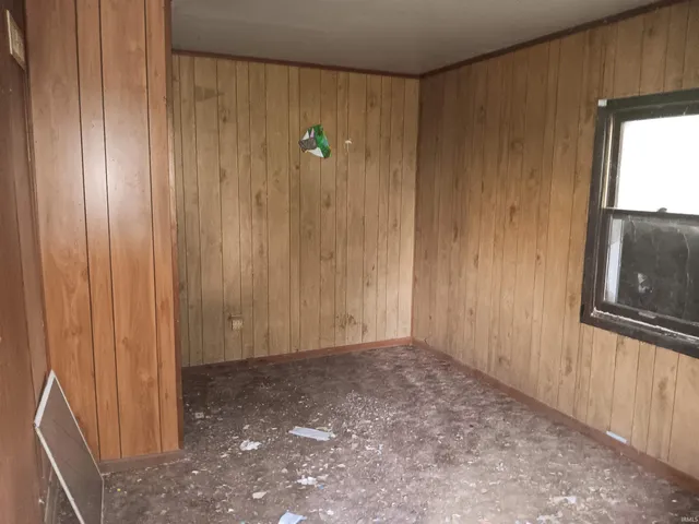 $59,000 | 407 North Ledgerwood Street, Carlisle, IN 47838