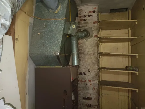 $59,000 | 407 North Ledgerwood Street, Carlisle, IN 47838