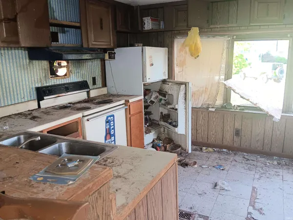 $59,000 | 407 North Ledgerwood Street, Carlisle, IN 47838