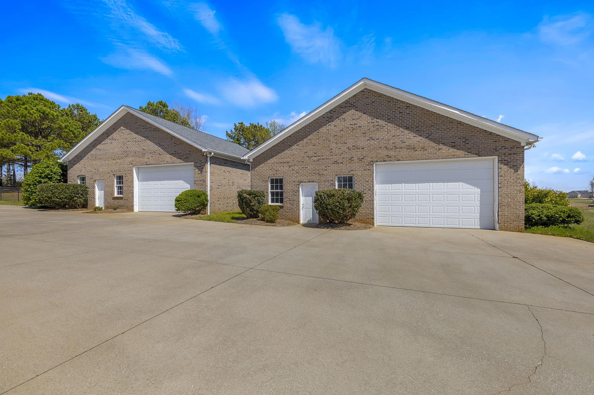 892 Brockman Road Greer, SC 29651 - Photo 42 of 50 Gallery Image 42