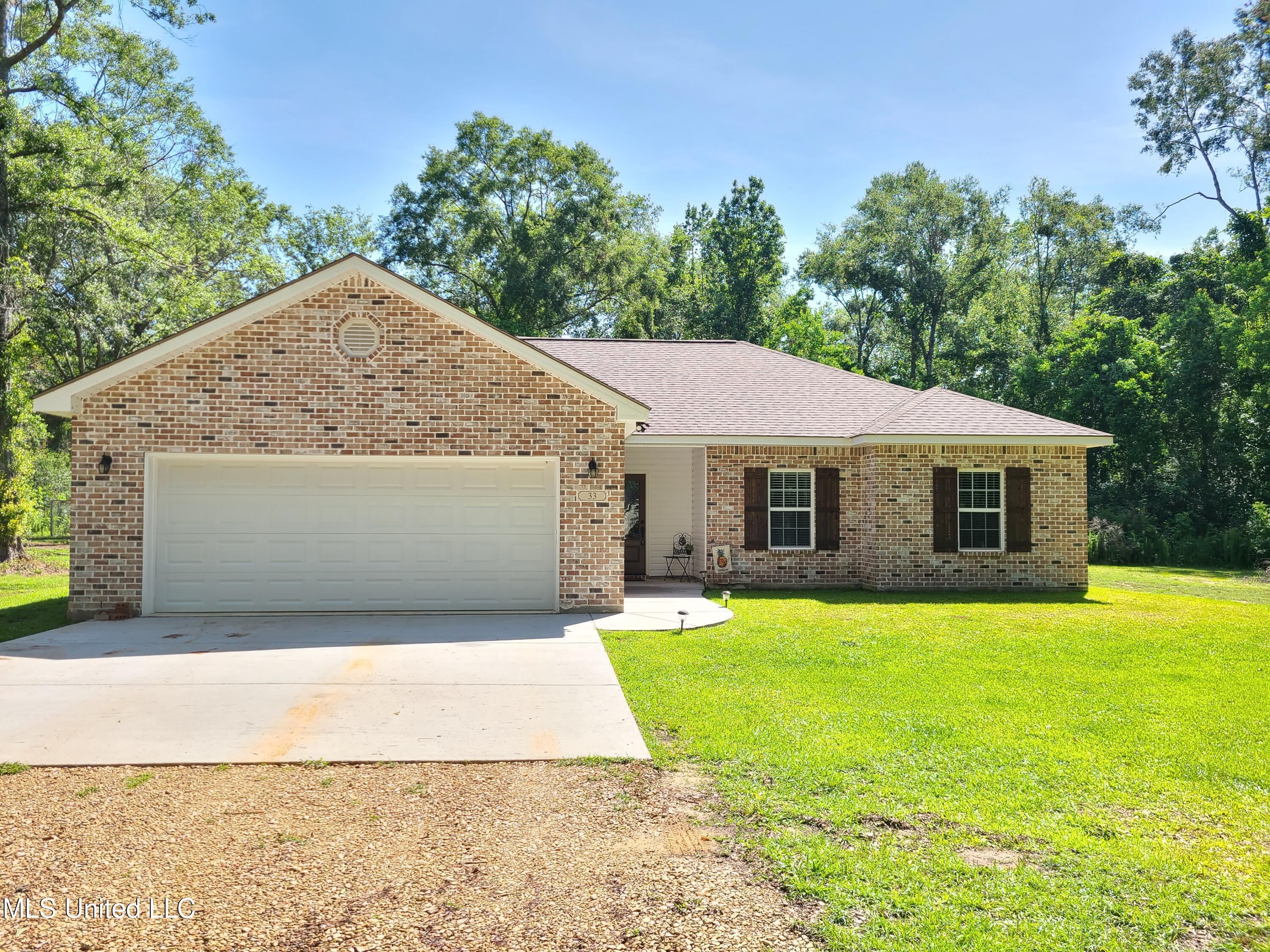 33 West M Stewart Road Carriere, MS 39426 - Photo 1 of 21 Front