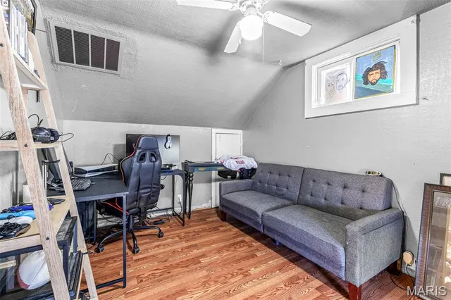 $325,000 | 210 Patterson Street, Farmington, MO 63640