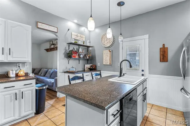 $325,000 | 210 Patterson Street, Farmington, MO 63640