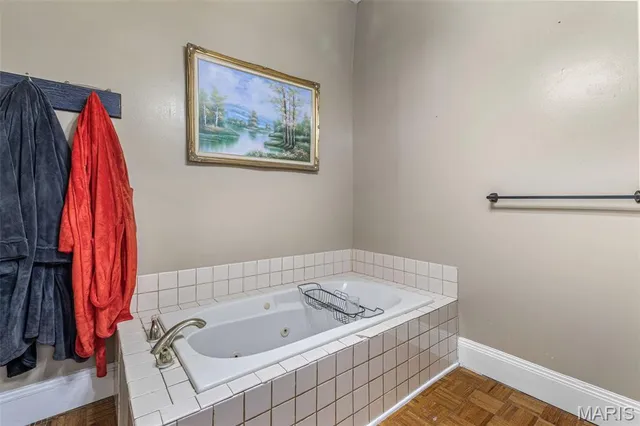 $325,000 | 210 Patterson Street, Farmington, MO 63640