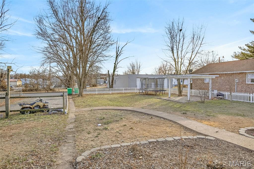 210 Patterson Street Farmington, MO 63640 - Photo 5 of 54