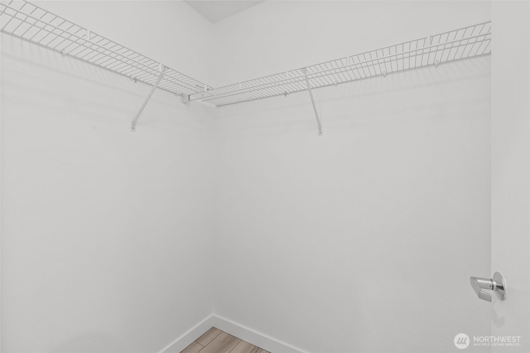 701 Galer Street, Unit 505 Seattle, WA 98109 - Photo 14 of 40
