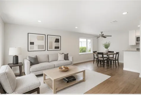 $598,000 | 407 North Park Vista Street, Unit D, Anaheim, CA 92806