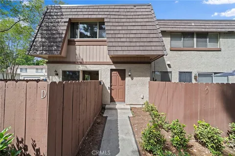 $598,000 | 407 North Park Vista Street, Unit D, Anaheim, CA 92806