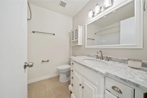 $598,000 | 407 North Park Vista Street, Unit D, Anaheim, CA 92806