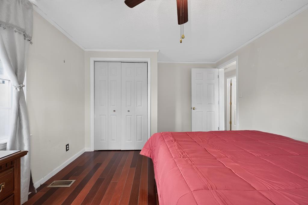 957 Hubbard Town Road Honaker, VA 24260 - Photo 28 of 51 Gallery Image 28