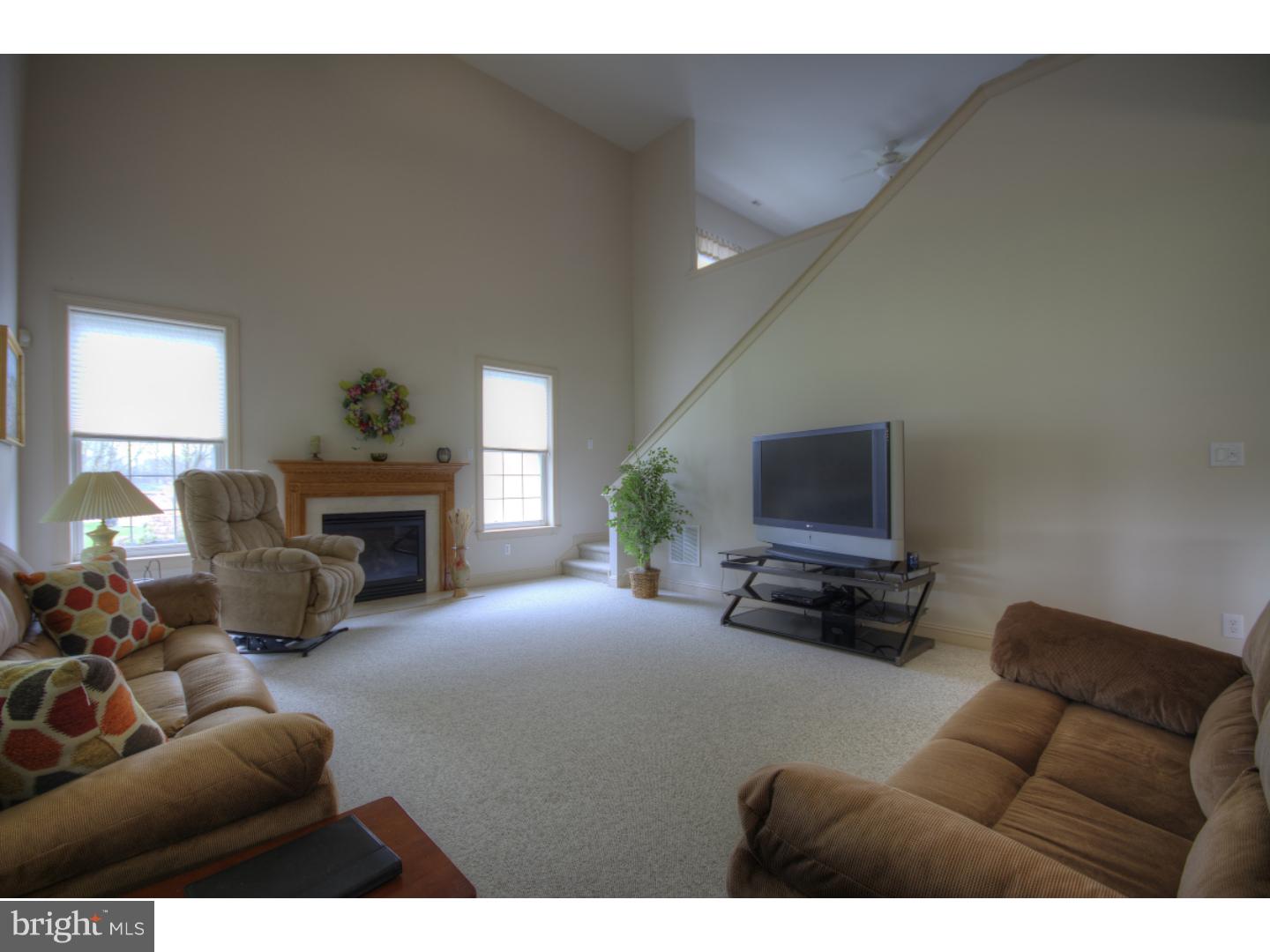 35 Banbury Road Lumberton, NJ 08048 - Photo 11 of 25 Family Room