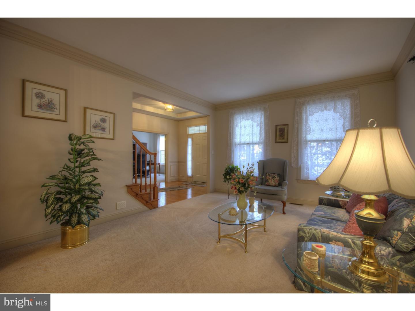 35 Banbury Road Lumberton, NJ 08048 - Photo 9 of 25 Living Room