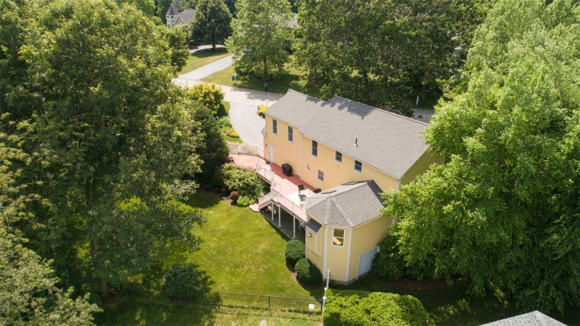 185 Wickham Road North Kingstown, RI 02852 - Photo 35 of 38