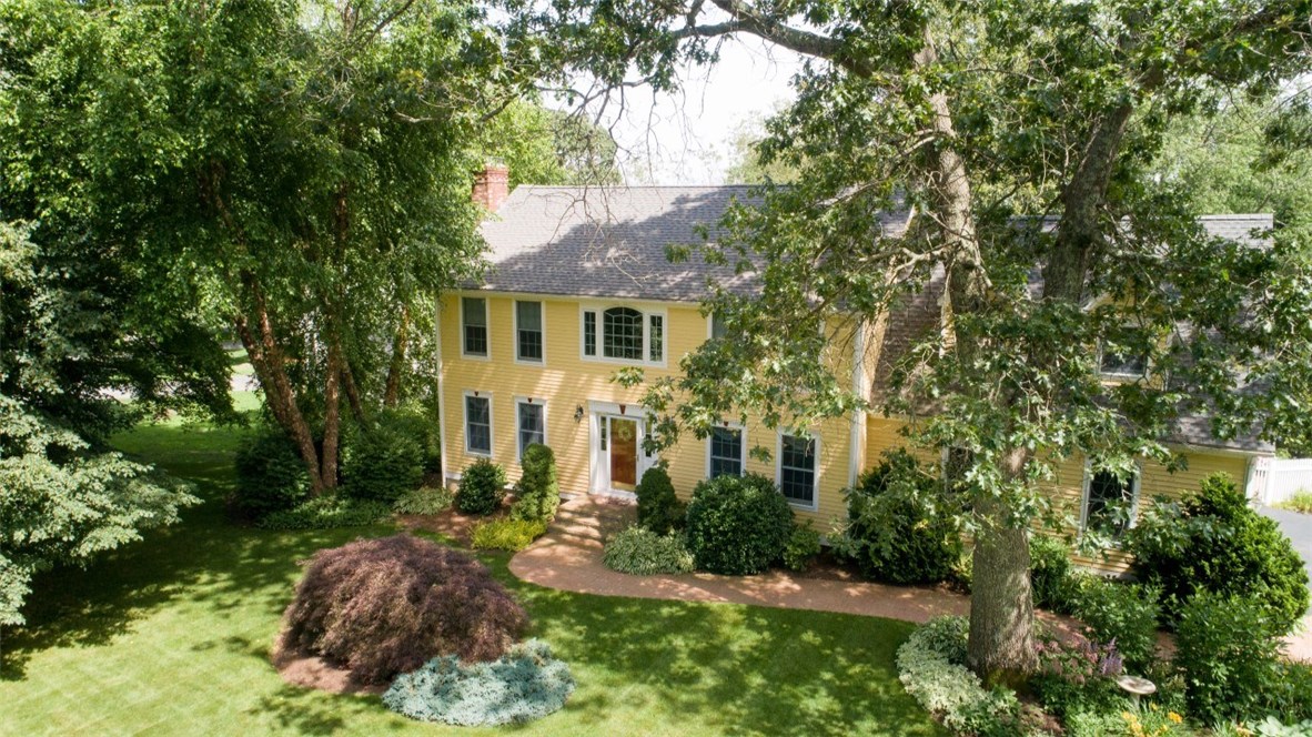 185 Wickham Road North Kingstown, RI 02852 - Photo 36 of 38