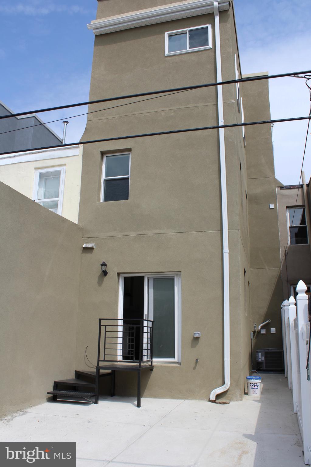 2244 St Albans Street Philadelphia, PA 19146 - Photo 18 of 21
