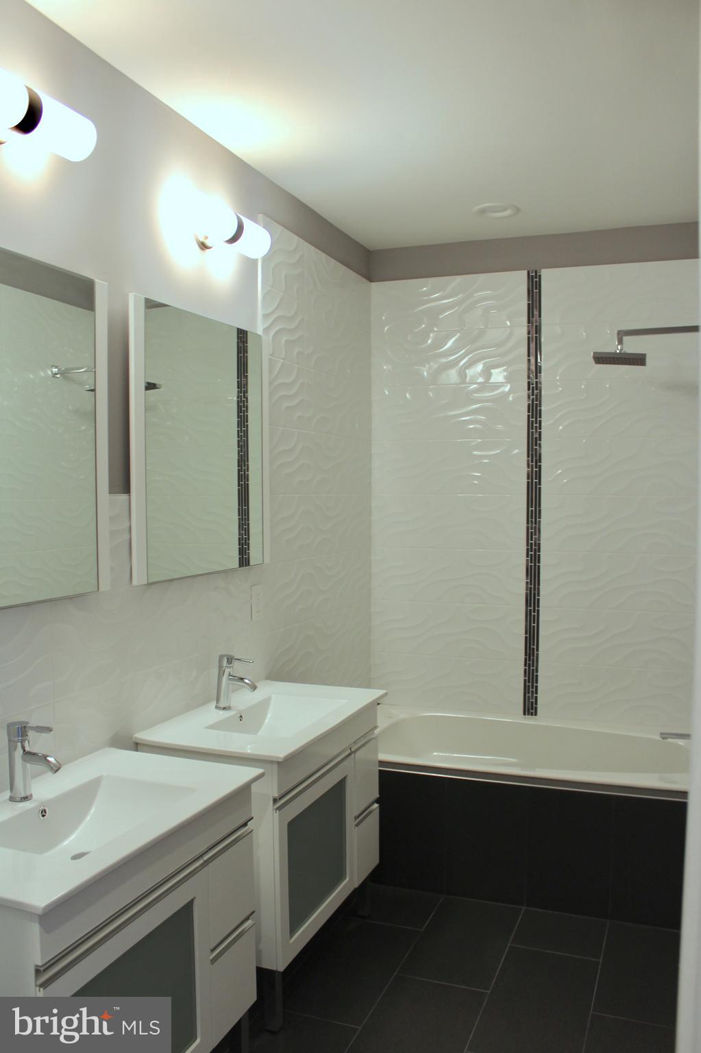 2244 St Albans Street Philadelphia, PA 19146 - Photo 20 of 21