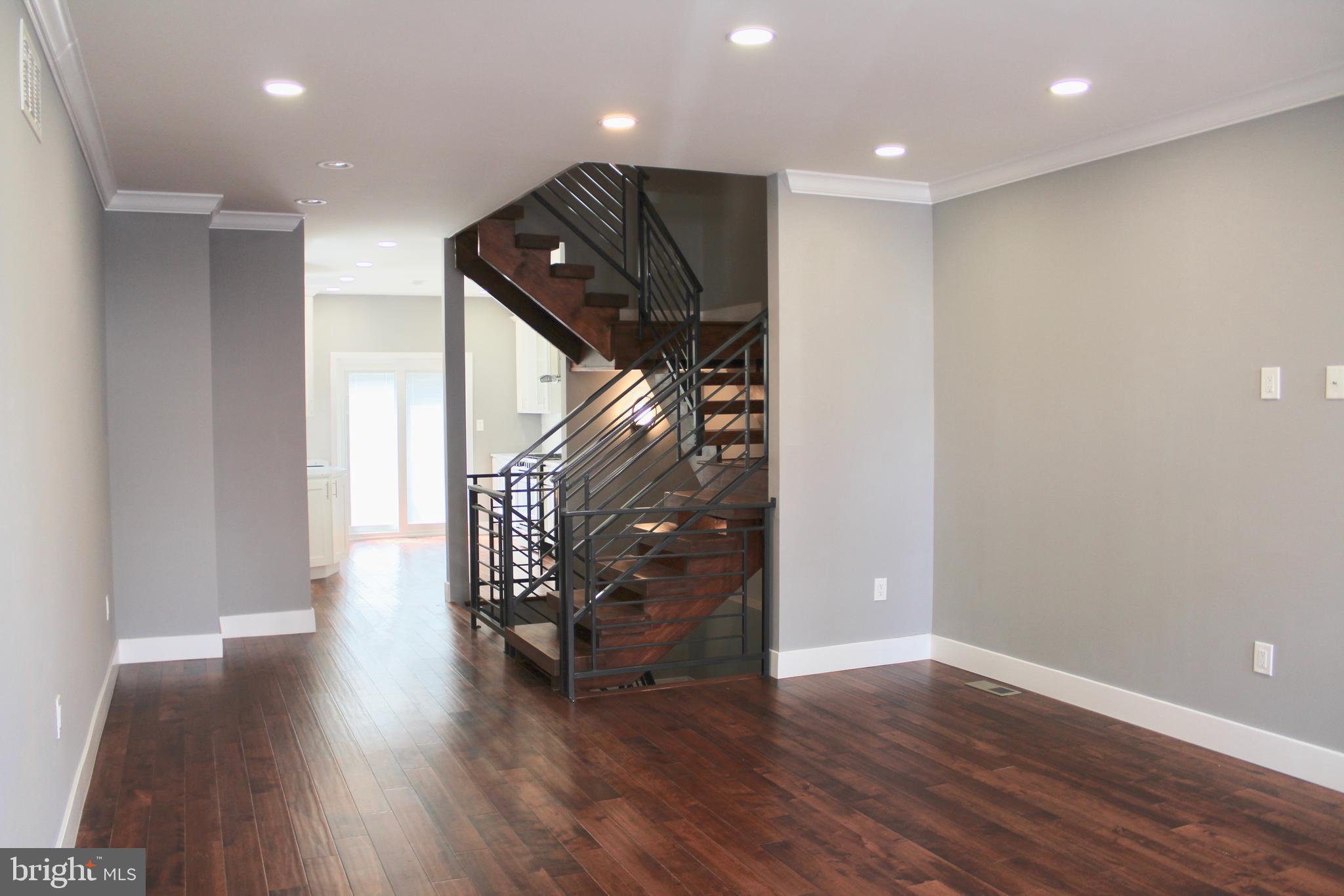 2244 St Albans Street Philadelphia, PA 19146 - Photo 4 of 21