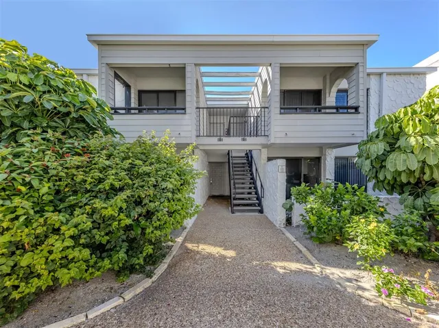 $509,000 | 1555 Tarpon Center Drive, Unit 131, Venice, FL 34285