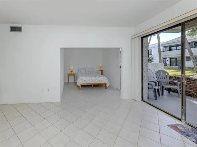 $509,000 | 1555 Tarpon Center Drive, Unit 131, Venice, FL 34285