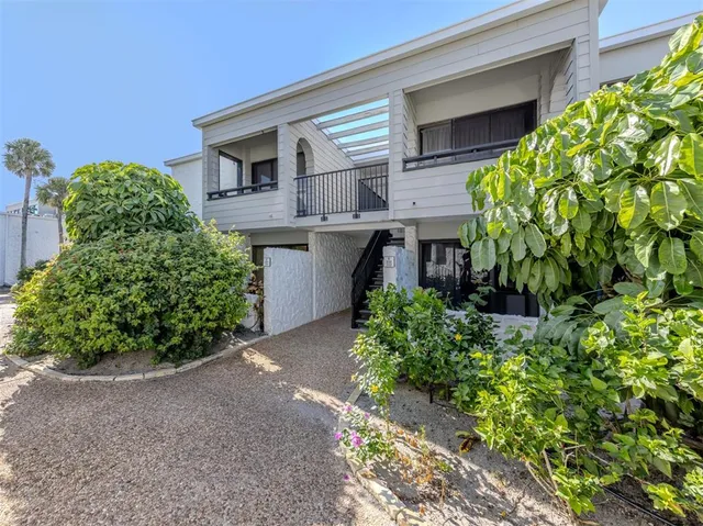 $509,000 | 1555 Tarpon Center Drive, Unit 131, Venice, FL 34285