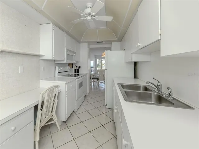 $509,000 | 1555 Tarpon Center Drive, Unit 131, Venice, FL 34285