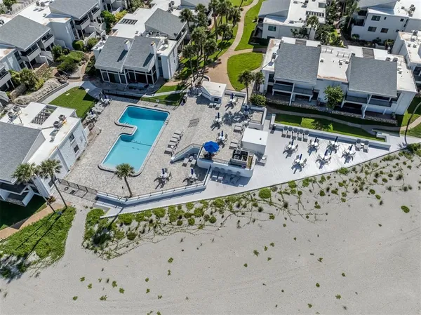 $472,000 | 1555 Tarpon Center Drive, Unit 131, Venice, FL 34285