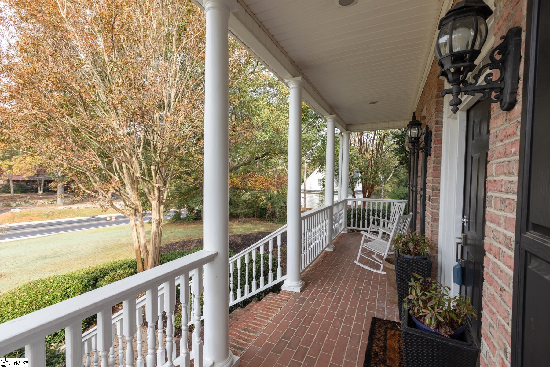 664 Batesville Road Greer, SC 29651 - Photo 4 of 36 Gallery Image 4