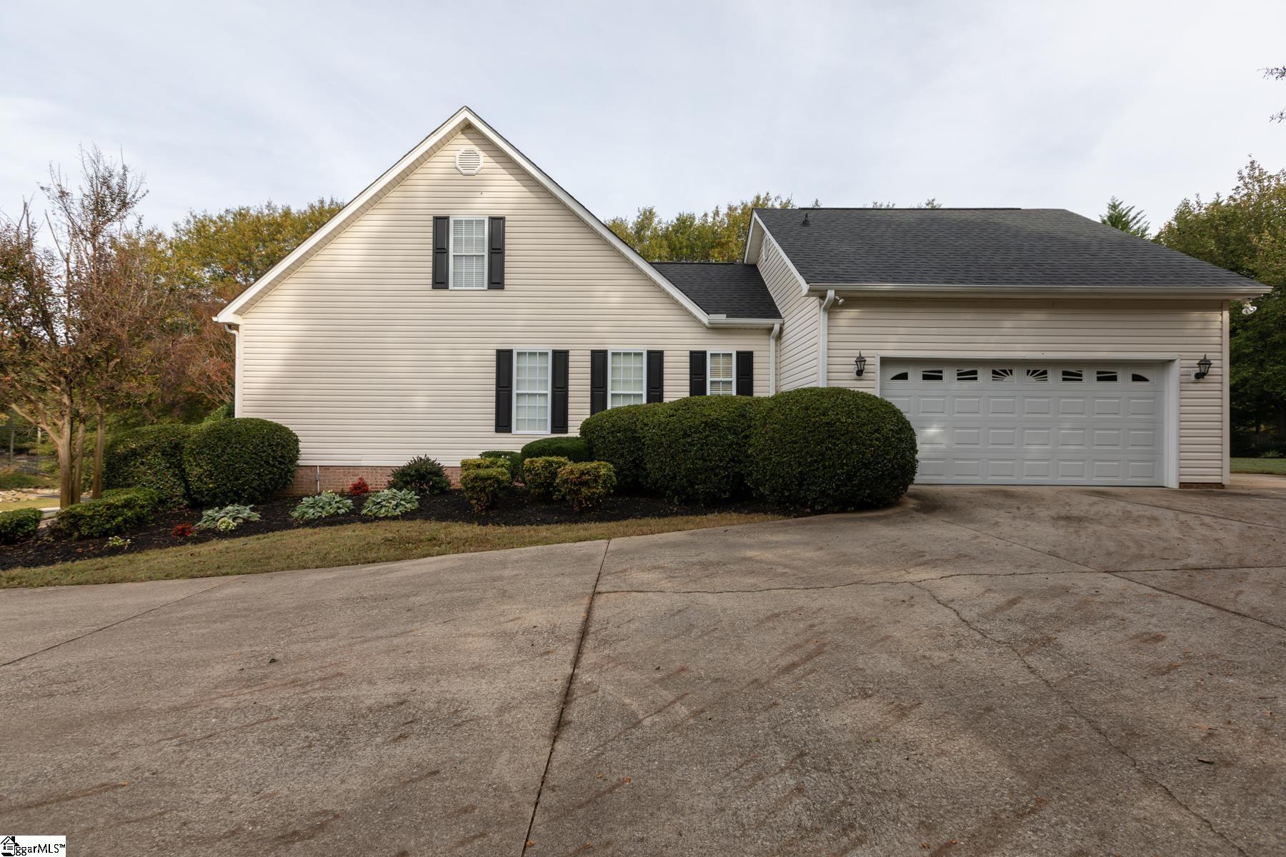 664 Batesville Road Greer, SC 29651 - Photo 36 of 36 Gallery Image 36