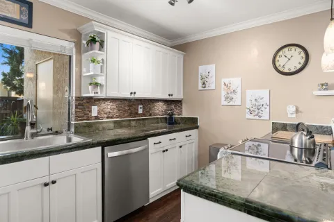 $675,000 | 5995 Caminito Yucatan, San Diego, CA 92108