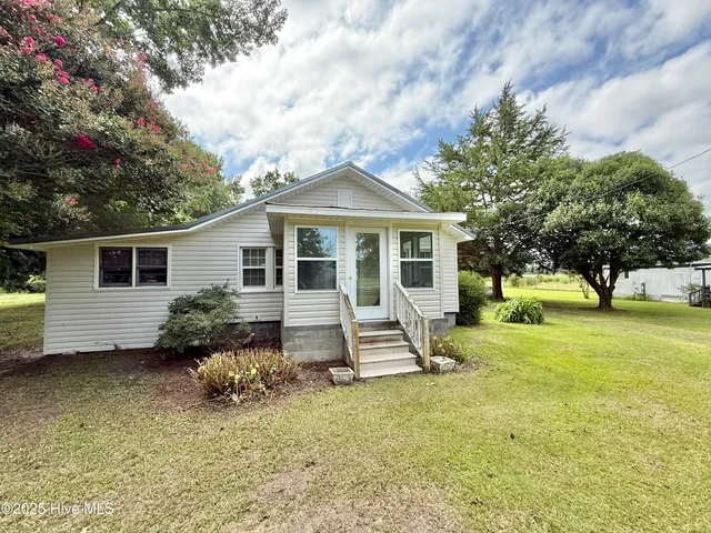 $220,000 | 617 Johnson Church Road, Warsaw, NC 28398