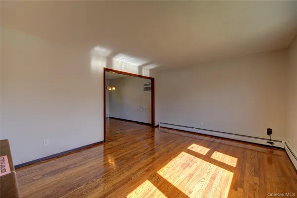 $3,200 | 75 Farnum Boulevard, Franklin Square, NY 11010