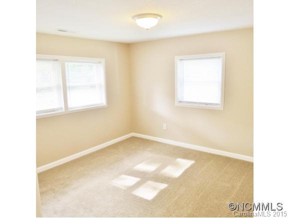 540 Reeves Cove Road Candler, NC 28715 - Photo 9 of 10 Gallery Image 9