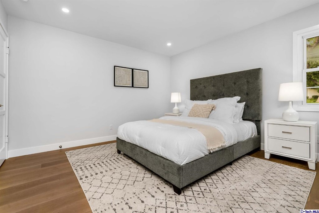 3840 Mayfair Drive Pasadena, CA 91107 - Photo 20 of 43 a bedroom with a bed and a window