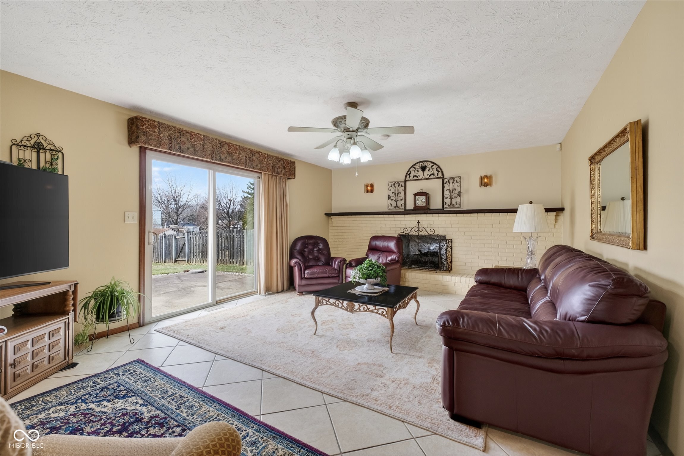 680 Colonial Way Greenwood, IN 46142 - Photo 13 of 31