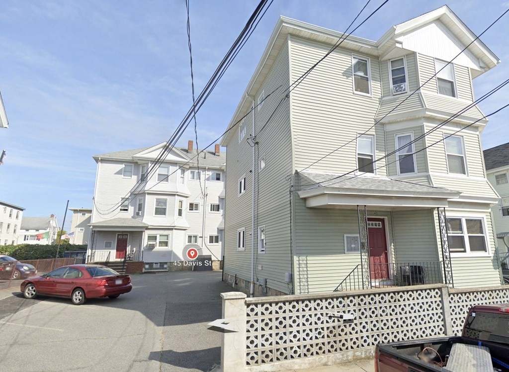 47 Davis Street, Unit 2 Fall River, MA 02720 - Photo 1 of 14