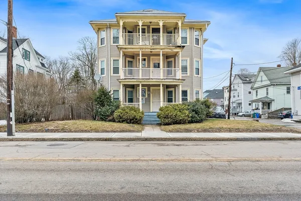 $380,000 | 149 North Main Street, Unit B, Attleboro, MA 02703