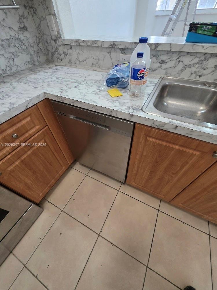 1661 Southeast 29th Court, Unit 209 Homestead, FL 33035 - Photo 8 of 21