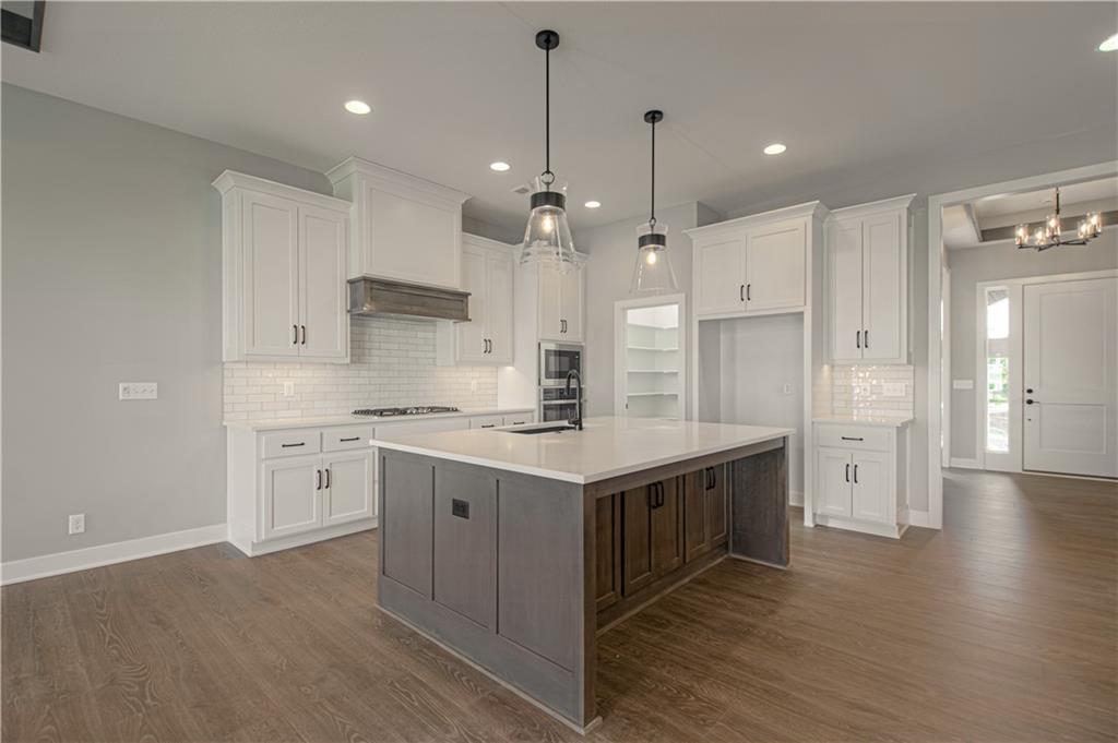 1512 Southwest Arborpark Terrace Lee's Summit, MO 64082 - Photo 15 of 50