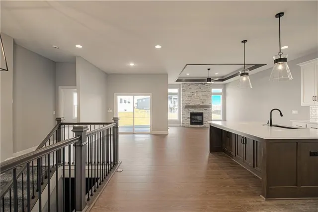 $525,000 | 1512 Southwest Arborpark Terrace, Lee's Summit, MO 64082