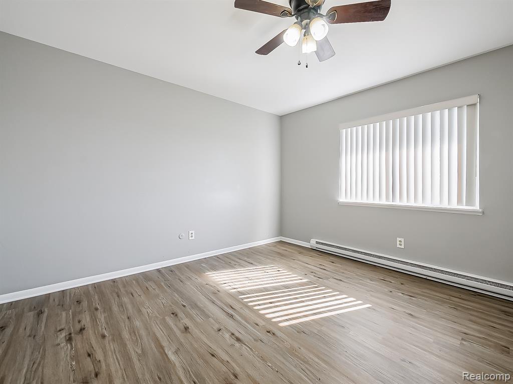 121 East Van Riper Road, Unit 6 Fowlerville, MI 48836 - Photo 10 of 23
